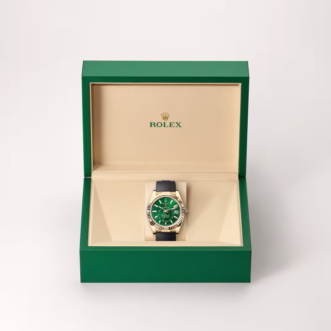 Rolex Sky-Dweller 18 ct yellow gold M336238-0004 - Rolex Boutique Sentosa